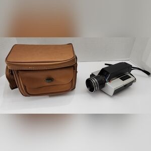 Vintage 1977 Kodak XL 352 Super 8 Movie Camera and case. As Is not sure if works